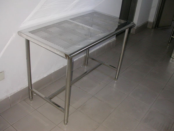 不锈钢工器具不锈钢打孔桌